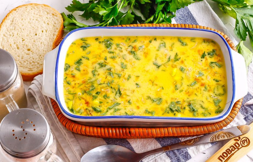 1. Этап. Грузинский суп с мацони: Разлейте горячий суп из мацони в глубокие пиалы или тарелки и подайте к столу. Можно добавить при подаче горячую не сладкую выпечку, сухарики.