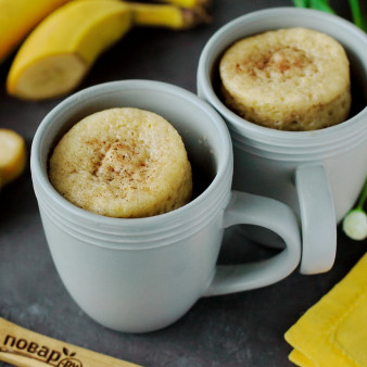 Банановый кекс в кружке