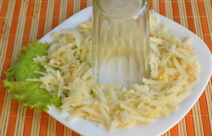 1. Этап. Салат Гранатовый браслет с копченой курицей: Салат 