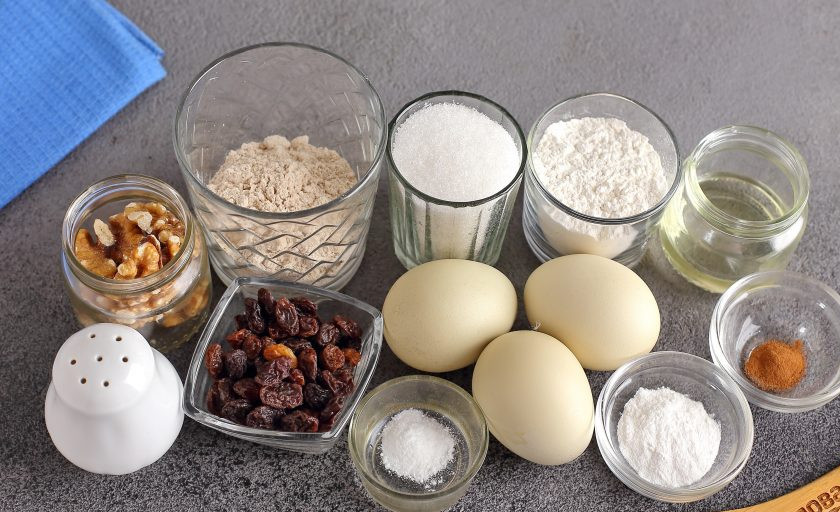 1. Этап. Кекс из амарантовой муки: Подготовьте все ингредиенты.