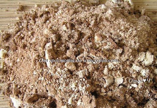 1. Этап. Шоколадные валлийские кейки: Перемешайте, выложите все на рабочую поверхность.