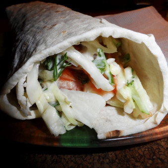 Сосиска в лаваше