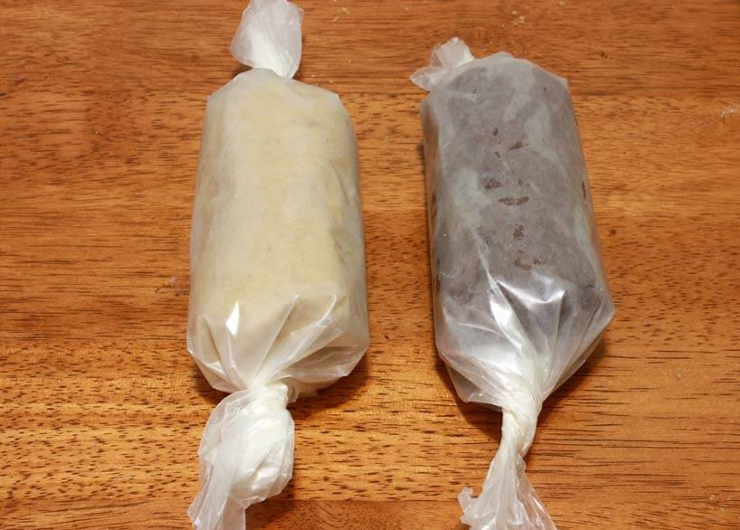 1. Этап. Ореховое печенье (песочное): 7. Сделайте с теста любую форму и оберните его в пергамент. Положите завернутое тесто в холодильник минимум на 6 часов.