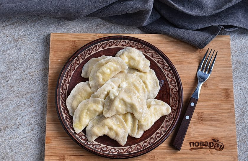 1. Этап. Вареники с адыгейским сыром: Приятного аппетита!