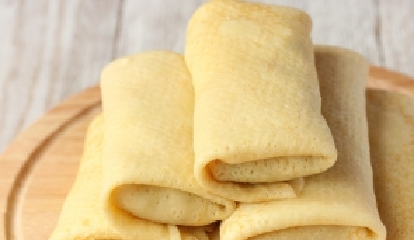 1. Этап. Блины конвертом: Точно так же заворачиваем все остальные блины.