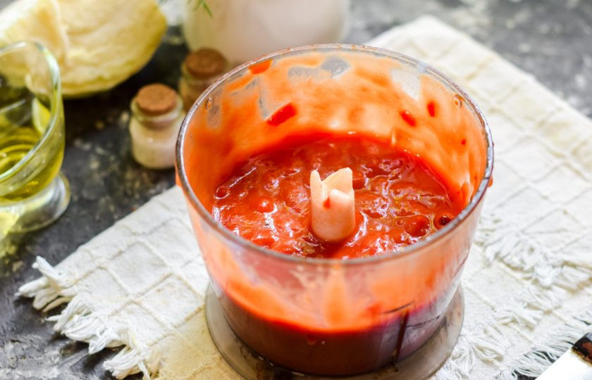 1. Этап. Казацкий борщ: Измельчите все до однородности.