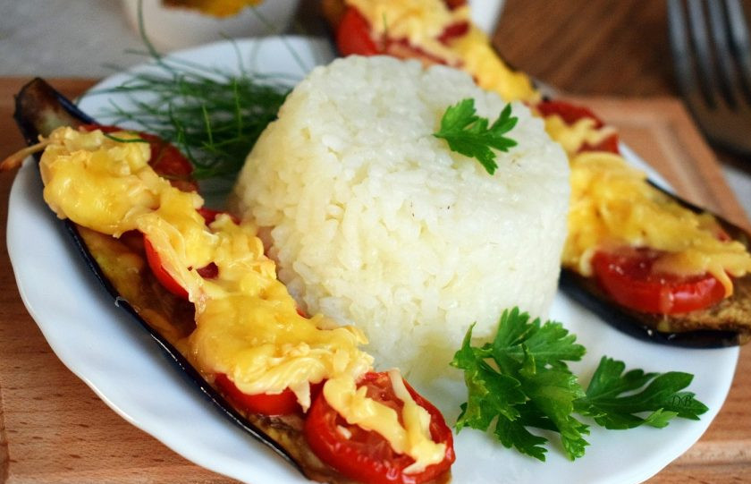 1. Этап. Баклажаны по-французски в духовке: Подавайте баклажаны по-французски горячими. Приятного аппетита!