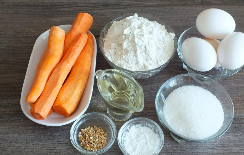 1. Этап. Бразильский морковный кекс: Подготовьте необходимые ингредиенты.