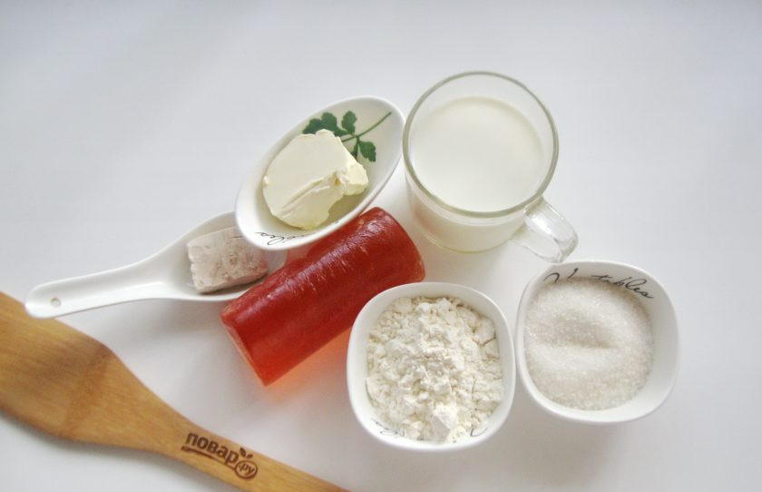 1. Этап. Булочки с мармеладом: Подготовьте ингредиенты для приготовления булочек с мармеладом.