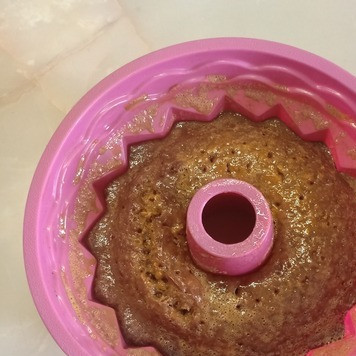 1. Этап. Кекс на вареной сгущенке: *