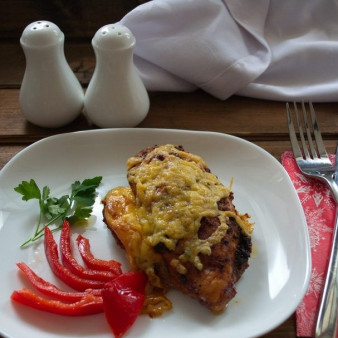 Грудка, запеченная с сыром