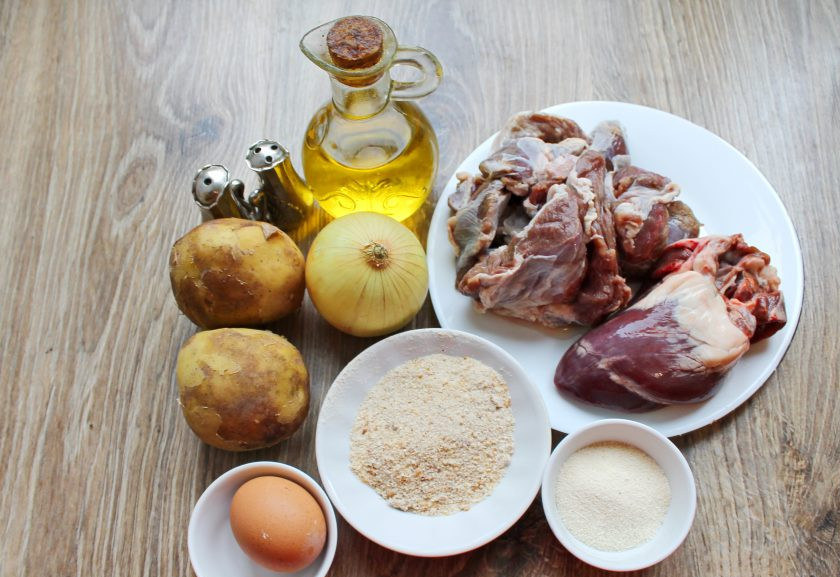 1. Этап. Зразы с ливером: Подготовьте все необходимые ингредиенты для приготовления зраз с ливером.