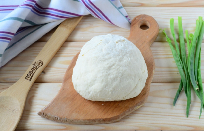 1. Этап. Фитчи: Замесите крутое, достаточно упругое тесто.