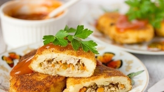 1. Этап. Картофельные зразы с фаршем: Зразы готовы. Приятного аппетита!