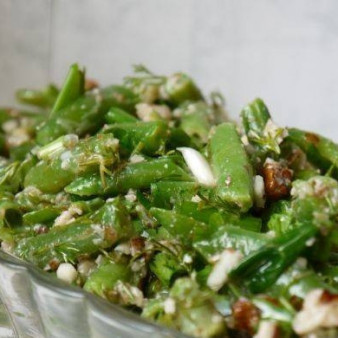 Салат из фасоли стручковой