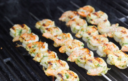 1. Этап. Морепродукты на гриле: 8. Вот такой аппетитный рецепт морепродуктов на гриле без лишних хлопот. Приятного аппетита!
