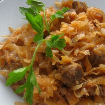 Капуста, тушеная с рыбой