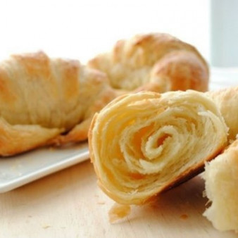 Круассаны из слоеного бездрожжевого теста