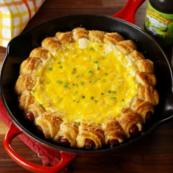Pretzel Dog Beer Cheese Dip