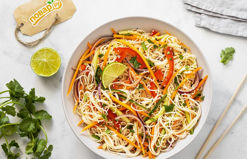 1. Этап. Вьетнамская лапша с овощами: Вьетнамская лапша с овощами готова, приятного вам аппетита!