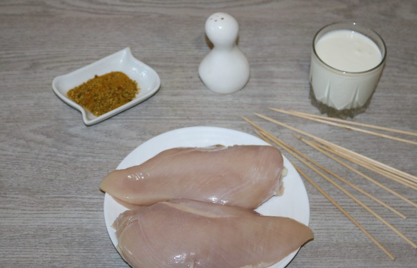 1. Этап. Шашлык по Дюкану: Подготовьте ингредиенты.