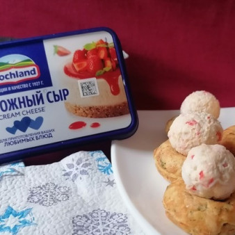 Закуска на картофельных пончиках