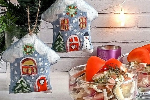 1. Этап. Салат из колбасы и редьки: Подаём. Я подам салат по-праздничному в креманках каждому индивидуально. Вы можете украсить сверху салат по-своему. Я украсила дольками помидора и веточками укропа. Можно вовсе не украшать. Салат необыкновенный и очень вкусный. Для любителей редьки!