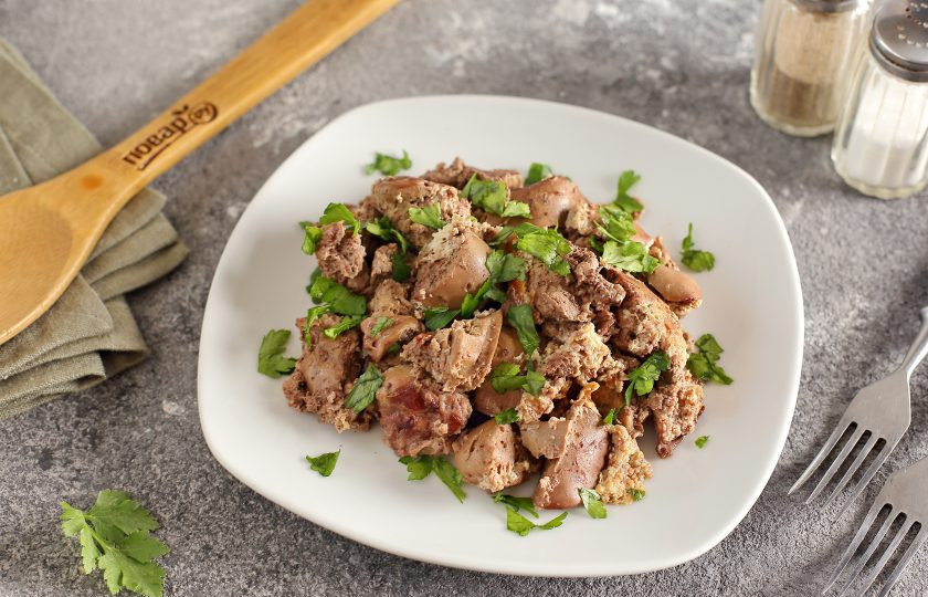 1. Этап. Диетическая печень: Диетическая печень готова. Подавать можно самостоятельно или с любым гарниром. Приятного аппетита!