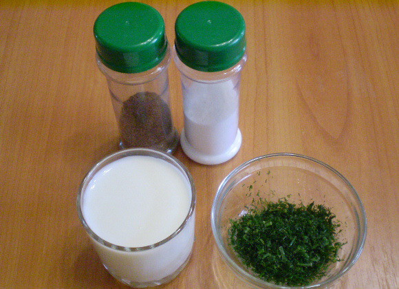 1. Этап. Кефир с укропом: Приготовим продукты.