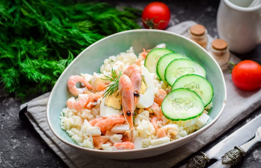 1. Этап. Салат с рисом и морепродуктами: Приятного вам аппетита!