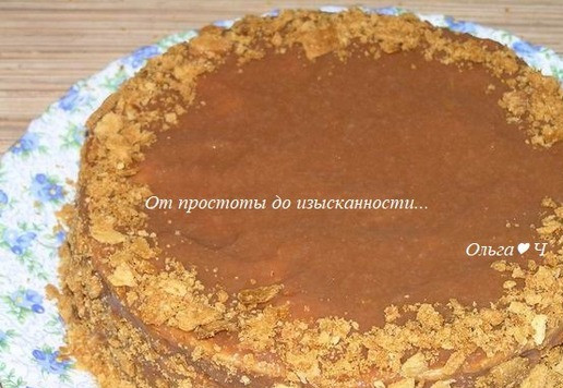 1. Этап. Постный шоколадный торт а-ля Наполеон: Оставшийся корж и обрезки измельчите, обсыпьте торт. Уберите в холодильник на несколько часов или на ночь.