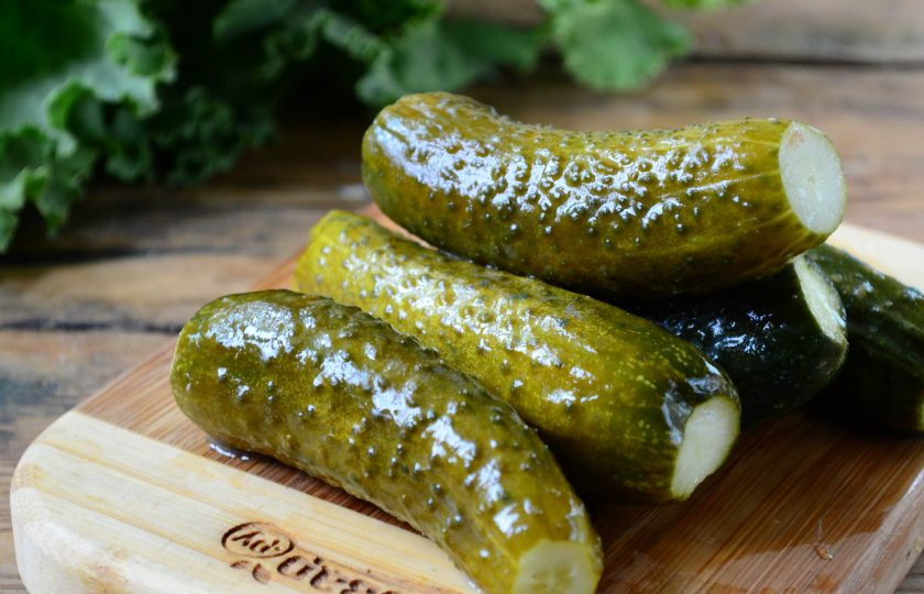 1. Этап. Малосольные огурцы за сутки: Если подождете еще 1-2 дня, то огурчики станут более похожими на соленые, а их вкус станет более насыщенным.