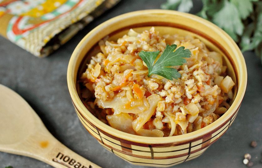 1. Этап. Тушеная капуста с перловкой: Приятного аппетита!