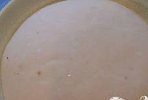 1. Этап. Классическое тесто для пиццы: Затем нужно накрыть тесто пленкой и поместить в теплое место. Тесто должно подняться через 30-60 минут.