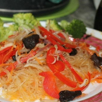 Фунчоза с брокколи