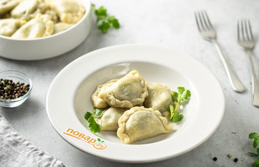 1. Этап. Вареники с сушеными грибами: Вареники с сушеными грибами готовы, приятного вам аппетита!