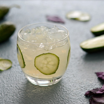 Лимонад из огурца и базилика