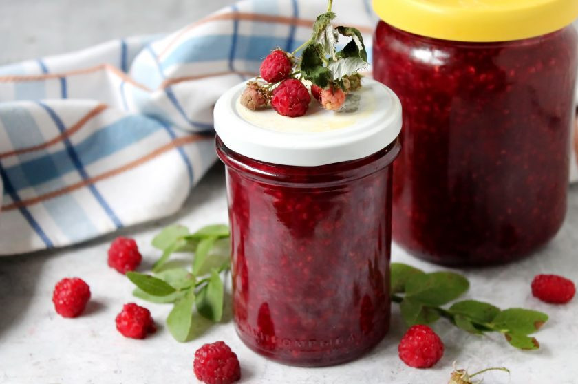 1. Этап. Варенье из малины с крахмалом: Хороших заготовок!