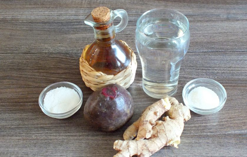 1. Этап. Маринованный имбирь со свеклой: Подготовьте необходимые ингредиенты.