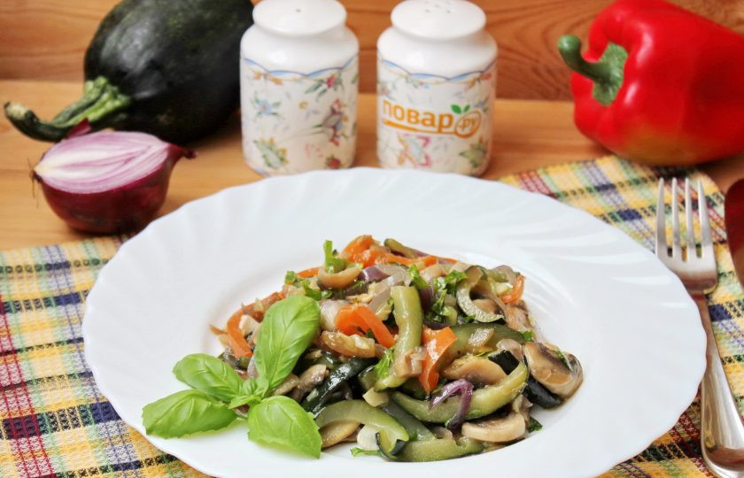 1. Этап. Овощи по-тайски: Овощи по-тайски готовы. Можно подавать к столу.