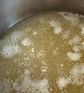 1. Этап. Уха …, суп рыбный по-ростовски: Процедить бульон надо обязательно! Тщательно причем.