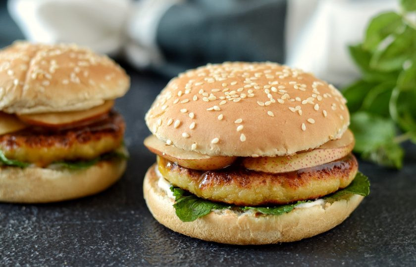 1. Этап. Сладкий бургер: Сладкий бургер готов, приятного аппетита!