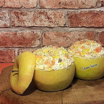 Яблоки запеченные с начинкой