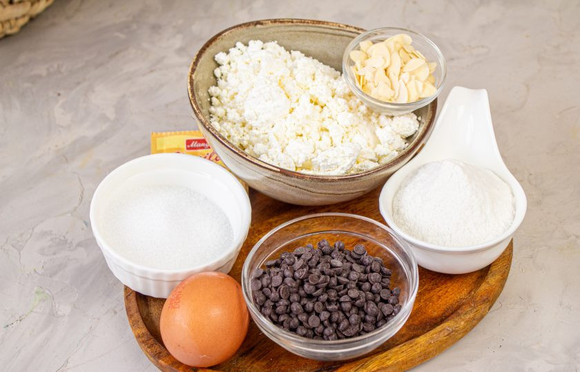 1. Этап. ПП пончики: Подготовьте все необходимые ингредиенты.