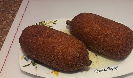 1. Этап. Котлеты по-киевски к Рождеству: Котлетки готовы! Корочка хрустящая, внутри мяско пропеченное! Вкусно!!! Друзья, поздравляю всех со светлым праздником Рождества Христова!