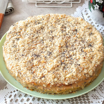 Сметанный торт с маком