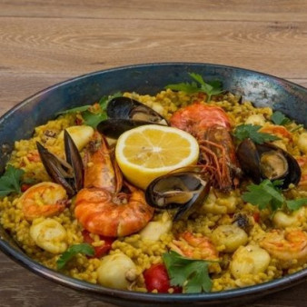 Испанская паэлья с морепродуктами