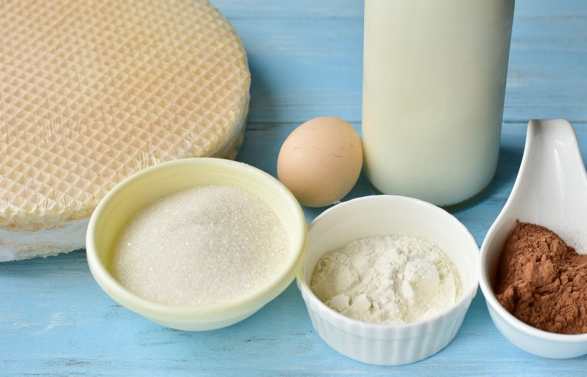 1. Этап. Шоколадно-вафельный торт: Подготовьте необходимые ингредиенты.