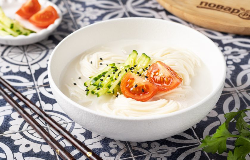 1. Этап. Холодная лапша с соевым молоком Конггуксу: Холодная лапша с соевым молоком готова, приятного аппетита!