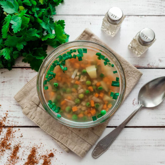 Диетический суп с перловкой